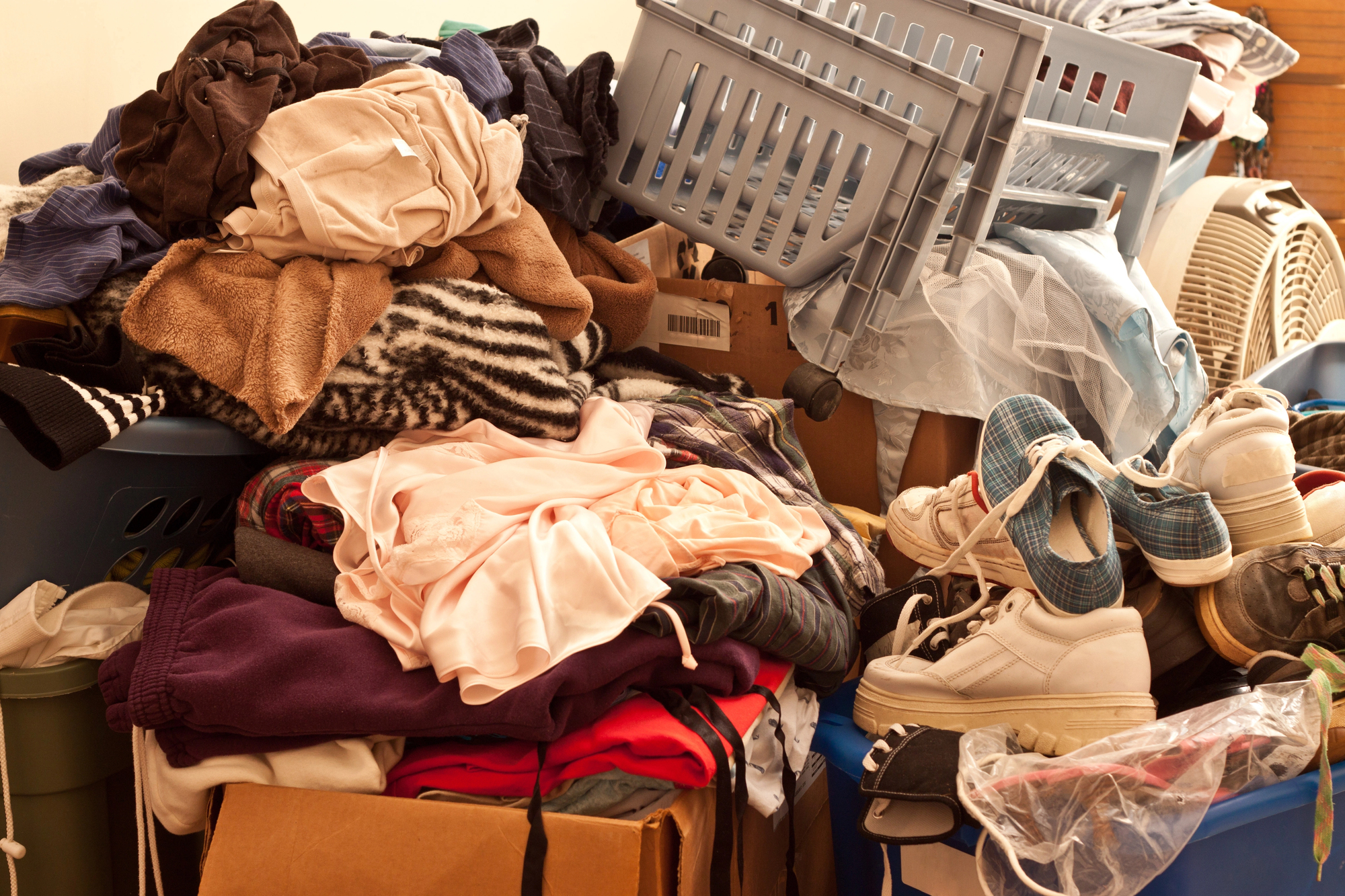 stock-image-7107076-L Hoarder
